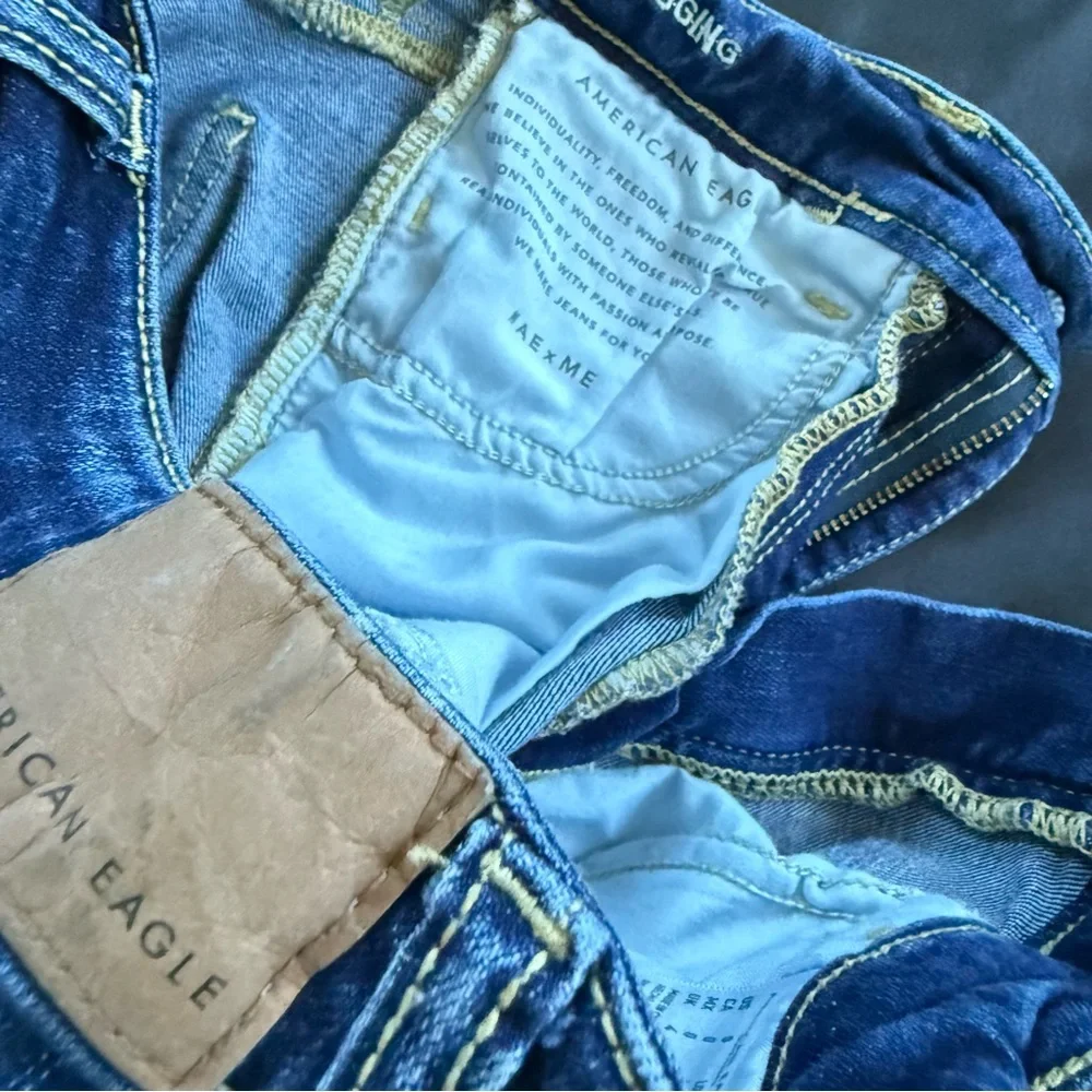American Eagle Outfitters Distressed Blue Denim‎ Shorts Size 0